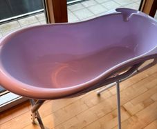 Baby Bath with Folding Stand