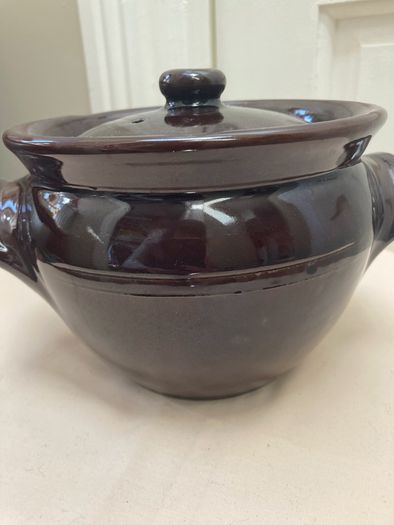 Moira Pottery - Vintage Treacle Glazed Casserole Dish with Lid 15.5 by 12 high