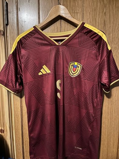 4 Jerseys