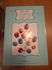 Cupcake holder