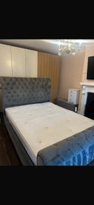king bed
