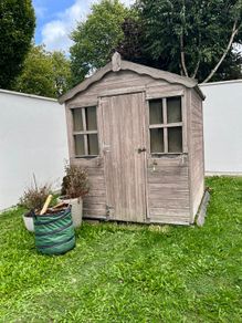 Garden shed for free