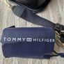 Tommy Hilfiger handbag Image 5