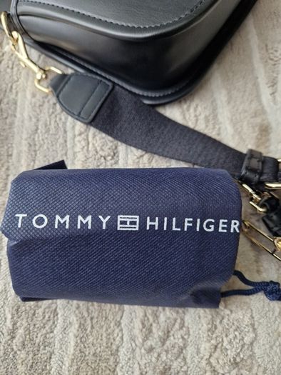 Tommy Hilfiger handbag