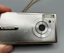Canon Digital IXUS i PC1060 4.0MP Digital Camera Faulty - Spares and Repairs