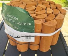 garden wooden ornamental border