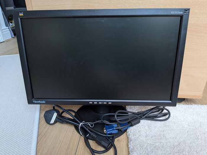 Viewsonic VGA monitor