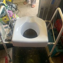 toilet seats