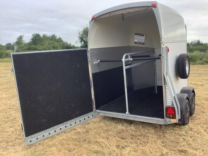 Bockmann champion esprit horse box