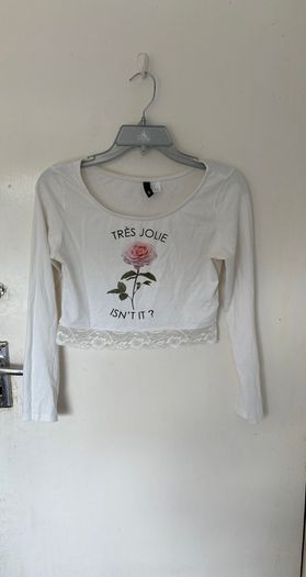 H&M divided flower crop top
