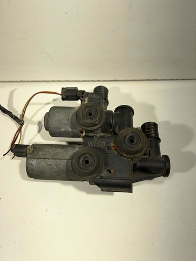 Bmw 3 X3 Series E46 E83 Water Heater Valve Pump 8369807. A1l3b1