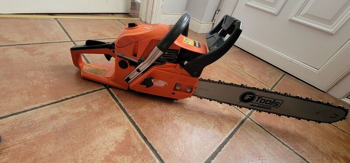 saw