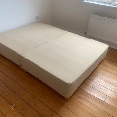 Double bed base