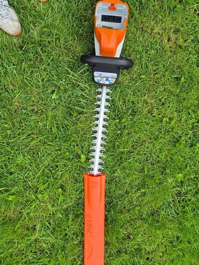 STIHL HSA 50 cordless battery power hedge trimmer