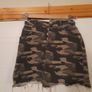 girls skirt Image 3