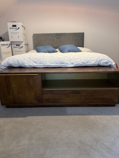 Sideboard