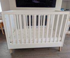 Elegant Baby cot