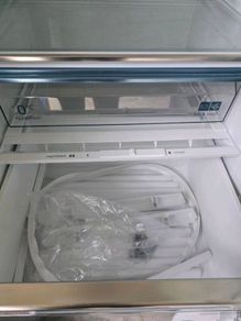 Integrated fridge and freezer