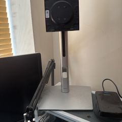 monitor mount
