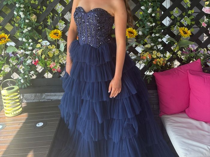 Debs/ Formal Wear