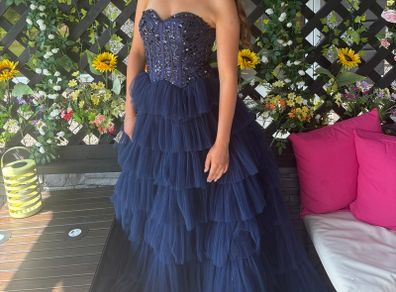 Debs/ Formal Wear