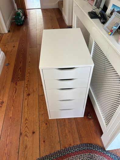 Free to go: drawers / filing cabinet