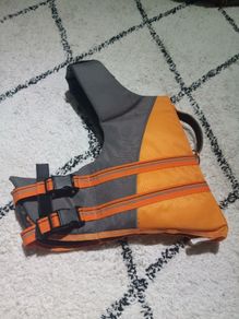 Medium dog life jacket- brand new