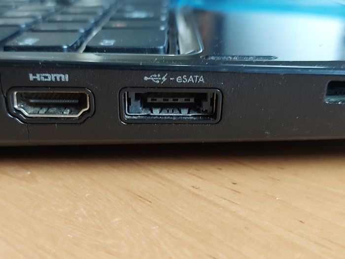 Dell Inspiron N5110, Intel Core i5-2310M CPU, 2.3GHz, 4GB Ram, 500GB HDD, Windows 7 Home, Chrome, Mozilla Firefox, and VLC