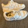 UK 12 Nike trainers unisex Image 8