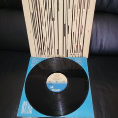 Stiff little fingers: nobody's heroes LP