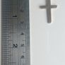 9 carat gold cross pendant Image 3