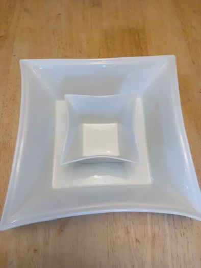 Newbridge Homeware Dishes , Two in total