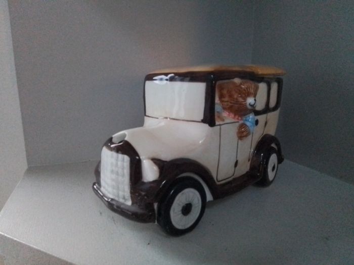 Novelty Collectors teapot ##