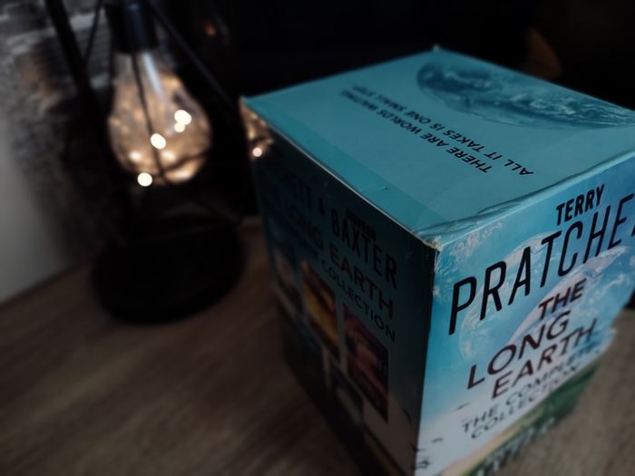 The Long Earth Series ! 5 Books Collection ! Boxset ! by Terry Pratchett and Stephen Baxter  !