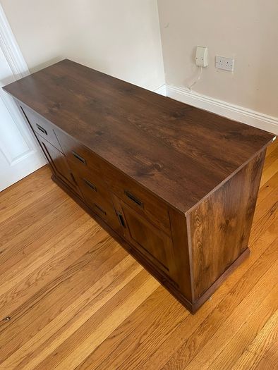 Sideboard / cabinet