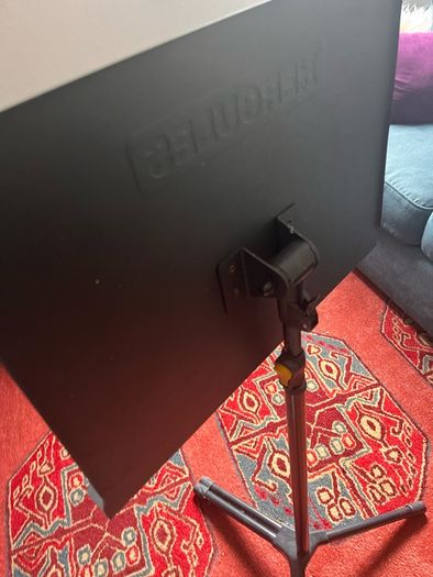 Hercules music stand