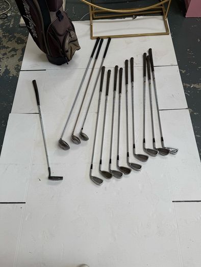 set golf clubs