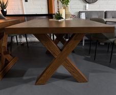 Chestnut Oak Dining Table, Like New