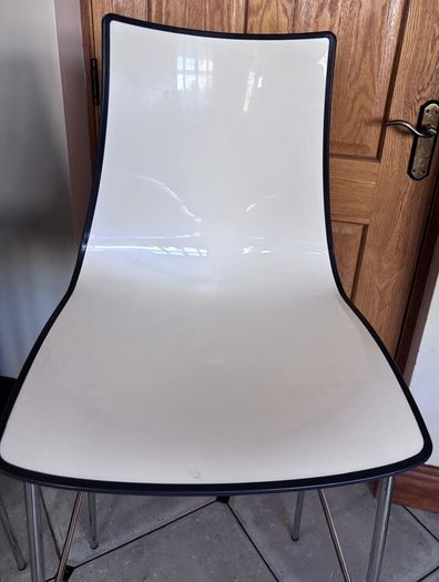 sets of s-cab design Italian high stools