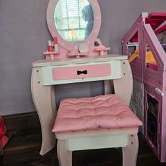 Childs Dressing Table