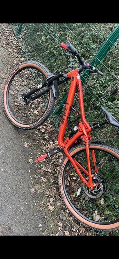 full suspension mountain bike
