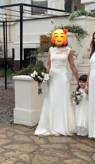 Pronovia wedding dress size uk8 or 10