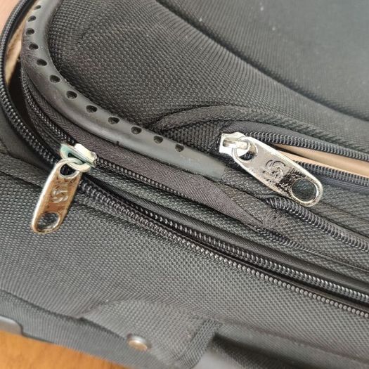 Samsonite Black 2-Wheel Cabin Suitcase Rose Gold Lining