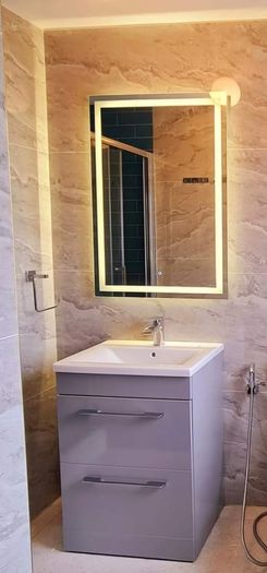 LED Mirrors Ensuite Many Sizes and Shapes Bathroom Bedroom Bluetooth Speakers Demister Antifog Fog Free Makeup Dual LED Bright Light Adjustable Brightness Touch Sensor