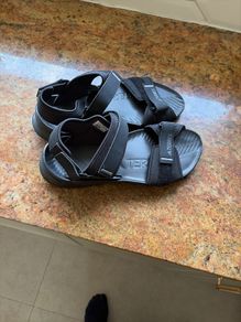 sandals men Adidas  Size 11