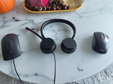 Computer Accessories Bundle Jabra Headset and 2 Mice
