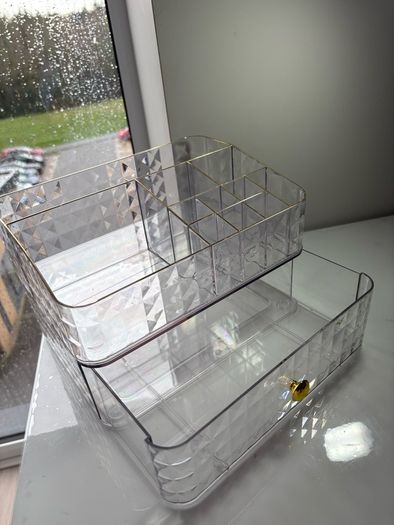 Clear acrylic makeup organizer