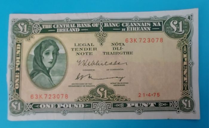 Irish 1970's 6 X Lavery One pound banknotes in Fine condition
