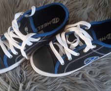 Heelys size 4