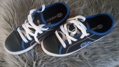 Heelys size 4